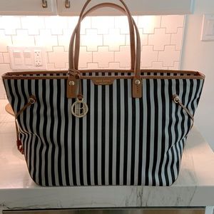Henri Bendel traditional brown/white striped bag. Great for travel.